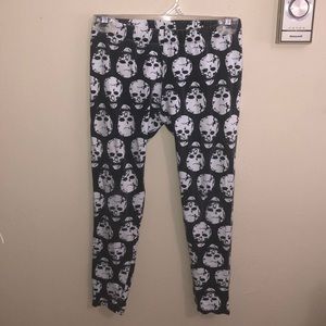 No Boundaries Skull Leggings